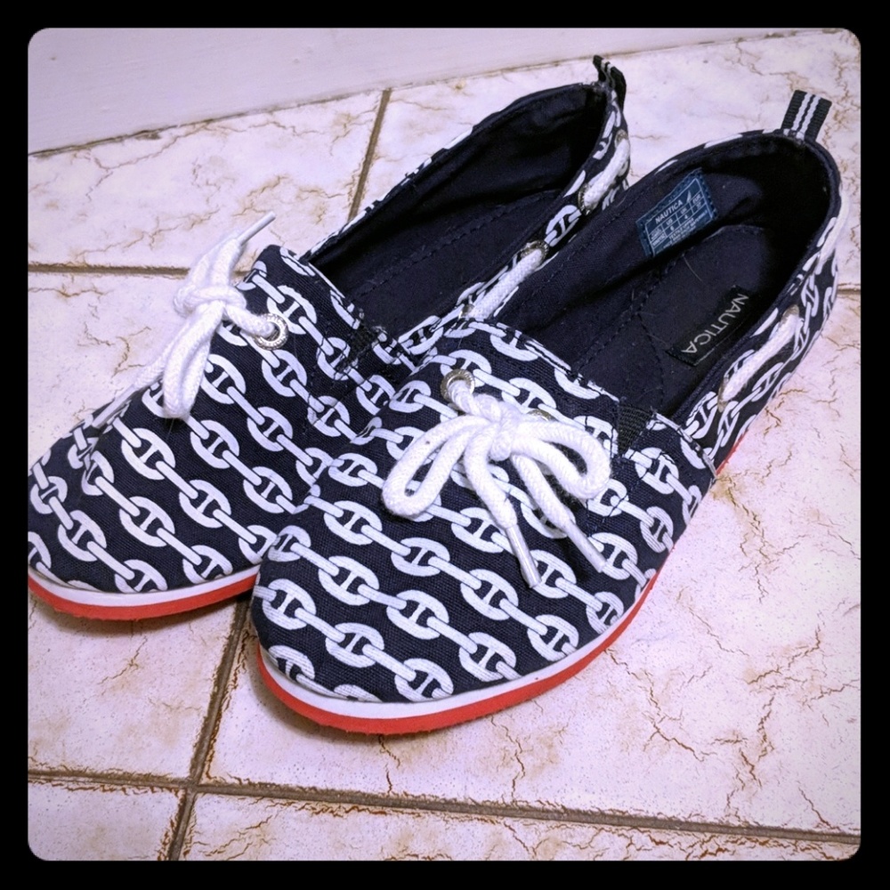 Nautica flats